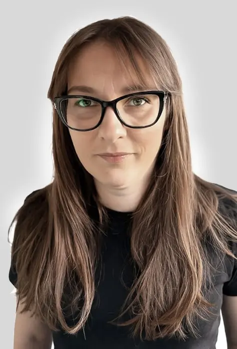 Марина Коробка, Фінансовий менеджер